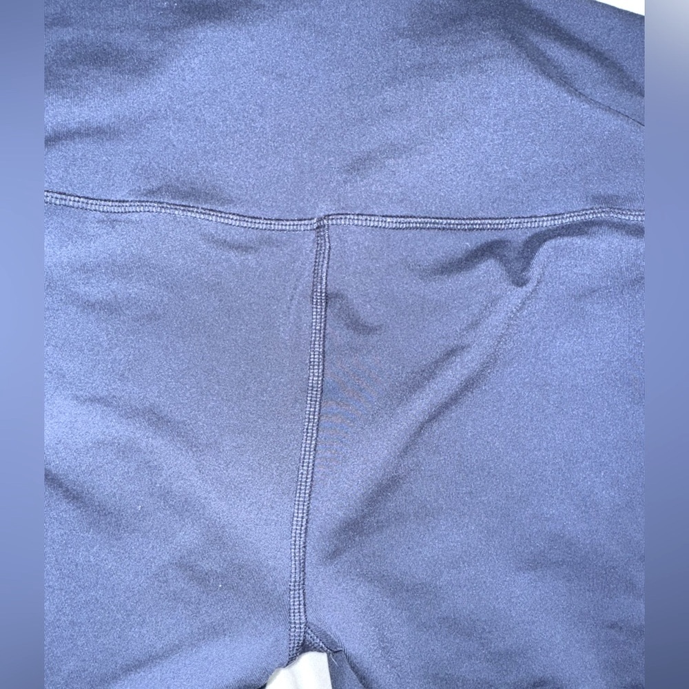 ALO Yoga Navy Blue 5” Airbrush High Waist Biker Short - Picture 3 of 5